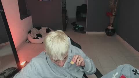 mattias     online show from 11, 3, 2025