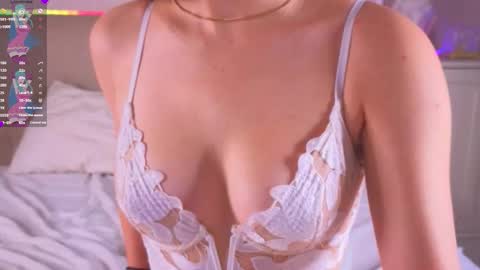 Snapshot of mattieandrews chatting on 7, 10, 2025 Hello im Marifirst day here dont be a rude with me.. please online show from 7, 10, 2025