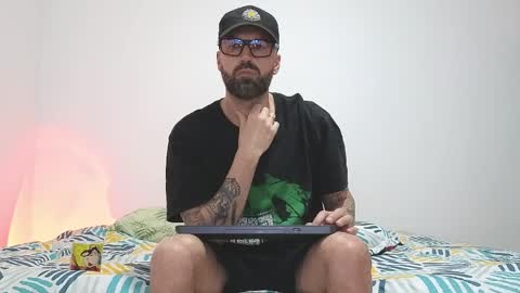 Snapshot of mattxfeet chatting on 30, 3, 2026 Matt online show from 30, 3, 2026
