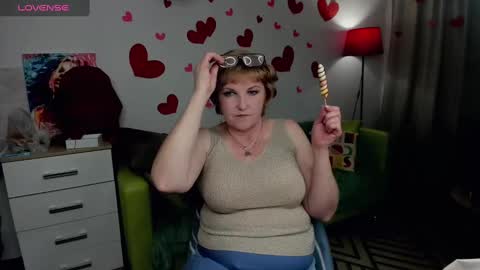 Lana online show from 18, 2, 2025