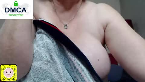Snapshot of mature_blonde7 chatting on 19, 4, 2026 Lana online show from 19, 4, 2026
