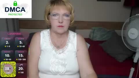 Snapshot of mature_blonde7 chatting on 15, 6, 2026 Lana online show from 15, 6, 2026