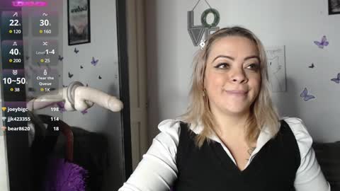 Mature liaa online show from 21, 1, 2025