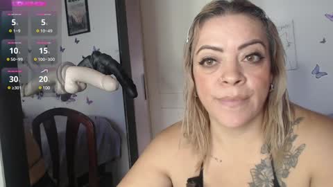 Mature liaa online show from 29, 1, 2025