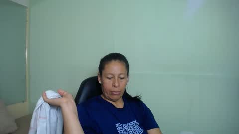 Snapshot of mature_martina_ chatting on 25, 2, 2025 Martina online show from 25, 2, 2025