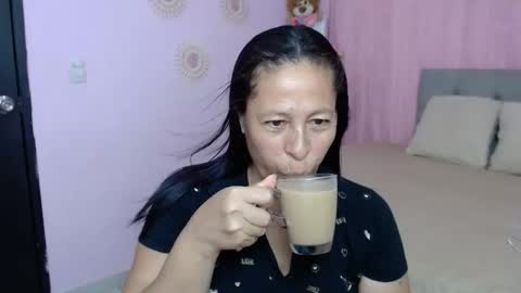 Snapshot of mature_martina_ chatting on 6, 10, 2025 Martina online show from 6, 10, 2025