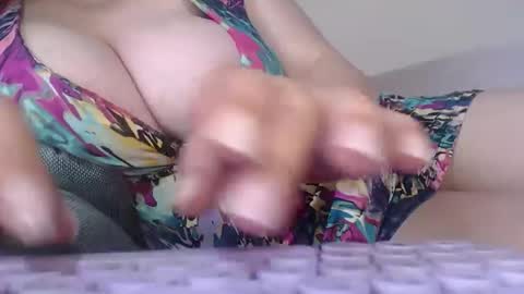 Snapshot of matureboobsbig chatting on 19, 3, 2026 matureboobsbig online show from 19, 3, 2026