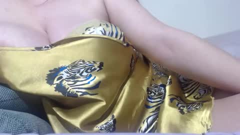 Snapshot of matureboobsbig chatting on 27, 3, 2026 matureboobsbig online show from 27, 3, 2026