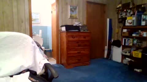 Snapshot of maturecouple1954 chatting on 22, 12, 2025 SXECPL55 at G mail Dot Com online show from 22, 12, 2025