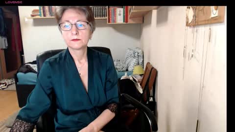 maturekate online show from 22, 9, 2025