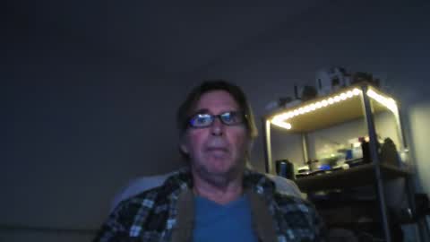 Snapshot of maturewisdom61 chatting on 28, 12, 2024 maturewisdom61 online show from 28, 12, 2024