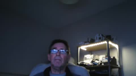 Snapshot of maturewisdom61 chatting on 15, 1, 2025 maturewisdom61 online show from 15, 1, 2025