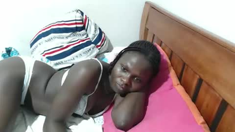 Snapshot of maui_001 chatting on 1, 12, 2025 moh online show from 1, 12, 2025