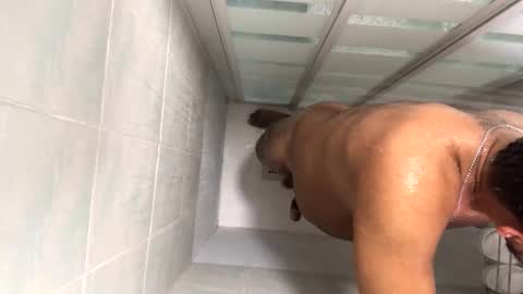 Snapshot of mauroo2025 chatting on 24, 9, 2025 mauroo2025 online show from 24, 9, 2025