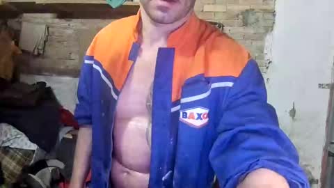 Snapshot of maury311278 chatting on 7, 2, 2025 Marcellobausola s k i -p e online show from 7, 2, 2025