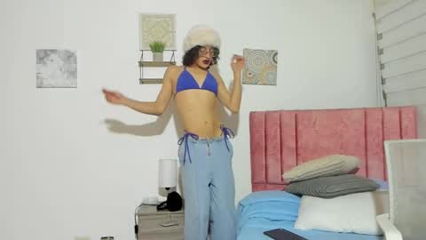 Snapshot of maverick_angel chatting on 16, 4, 2026 Maverick online show from 16, 4, 2026