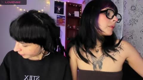 Snapshot of mavimist_ chatting on 23, 4, 2026 mavimist_ online show from 23, 4, 2026