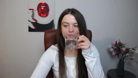 MavkaCute online show from 4, 11, 2025