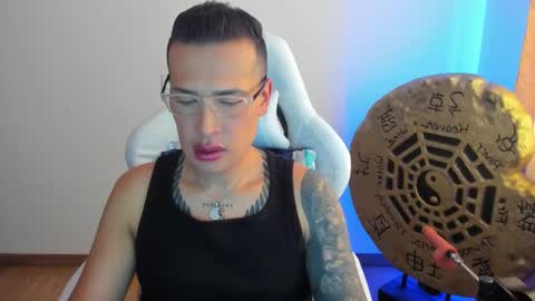 Snapshot of max__b chatting on 9, 3, 2025 max__b online show from 9, 3, 2025