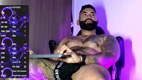 max__prada online show from 21, 9, 2025