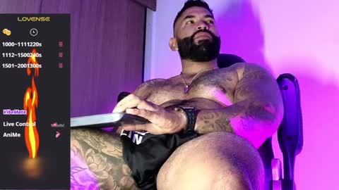 max__prada online show from 22, 11, 2025