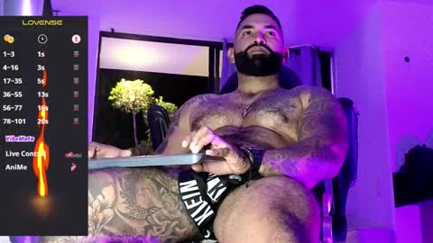 Snapshot of max__prada chatting on 5, 2, 2026 max__prada online show from 5, 2, 2026