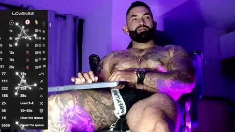 Snapshot of max__prada chatting on 11, 2, 2026 max__prada online show from 11, 2, 2026