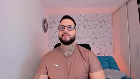 Snapshot of max_dic1 chatting on 16, 2, 2026 max D. online show from 16, 2, 2026