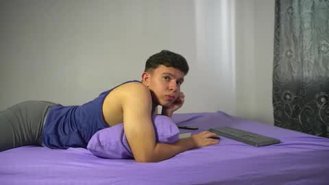 Max online show from 20, 12, 2025