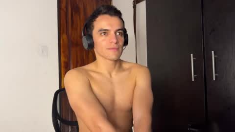 Max Lancaster online show from 26, 12, 2024