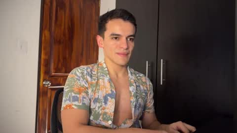 Max Lancaster online show from 5, 3, 2025