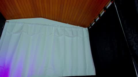 Snapshot of max_wild01 chatting on 19, 1, 2025 MAX online show from 19, 1, 2025