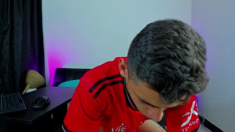 MAX     online show from 8, 3, 2026