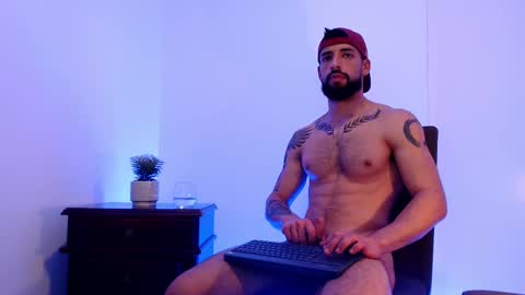 Snapshot of max_xl_ chatting on 4, 3, 2025 max_xl_ online show from 4, 3, 2025
