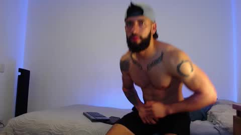 Snapshot of max_xl_ chatting on 2, 10, 2025 max_xl_ online show from 2, 10, 2025