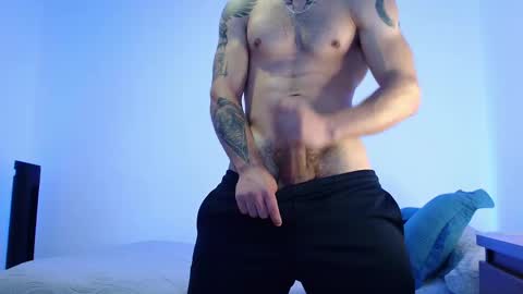 Snapshot of max_xl_ chatting on 7, 10, 2025 max_xl_ online show from 7, 10, 2025