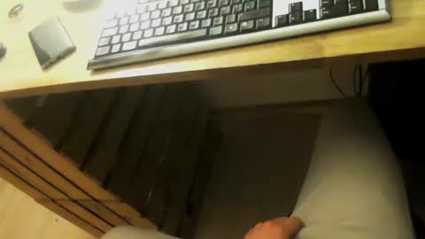 maxcamlove online show from 12, 3, 2025