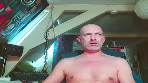 Snapshot of maxhardcore77 chatting on 10, 3, 2025 maxhardcore77 online show from 10, 3, 2025