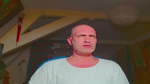 maxhardcore77 online show from 23, 4, 2026
