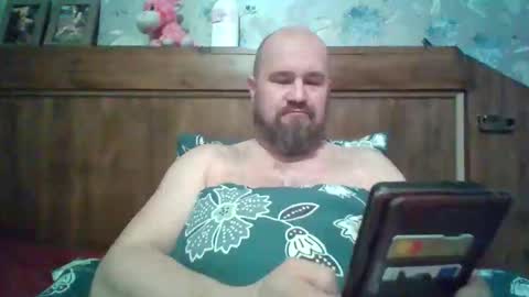 Snapshot of maxhunter chatting on 9, 4, 2026 maxhunter online show from 9, 4, 2026