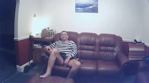 MAX online show from 11, 1, 2025