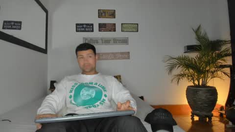 MAXI      online show from 9, 4, 2026