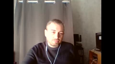 Snapshot of maximefrxx chatting on 7, 2, 2026 Maxime online show from 7, 2, 2026