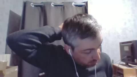 Snapshot of maximefrxx chatting on 14, 4, 2026 Maxime online show from 14, 4, 2026