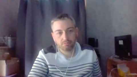 Snapshot of maximefrxx chatting on 6, 5, 2026 Maxime online show from 6, 5, 2026