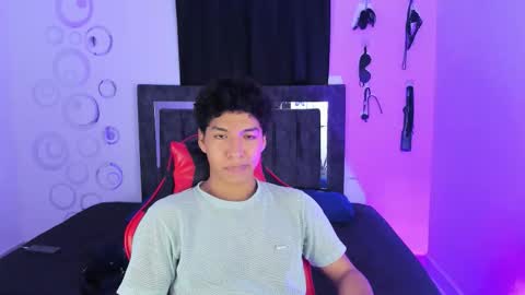 Maximiliano online show from 1, 12, 2025