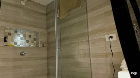 Snapshot of maximo004 chatting on 16, 7, 2026 Maximo online show from 16, 7, 2026