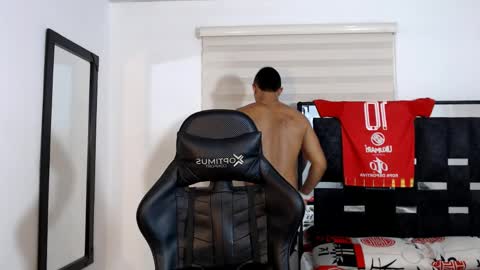 Snapshot of maximo_sebastian chatting on 3, 6, 2026 Maximo Sebastian online show from 3, 6, 2026