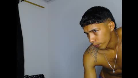 Snapshot of maximo_vega_new chatting on 21, 12, 2024 Maximo Aron Vega online show from 21, 12, 2024