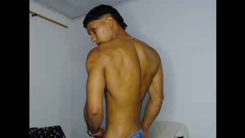 Snapshot of maximo_vega_new chatting on 22, 12, 2024 Maximo Aron Vega online show from 22, 12, 2024